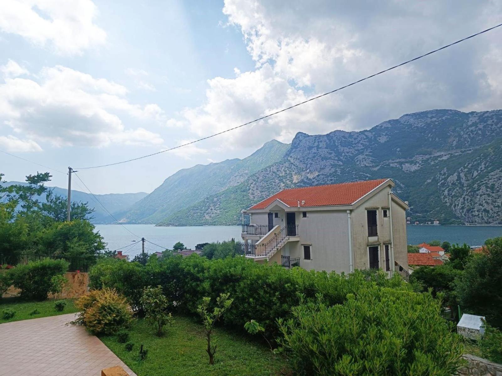 Villa Risan Apartments Εξωτερικό φωτογραφία