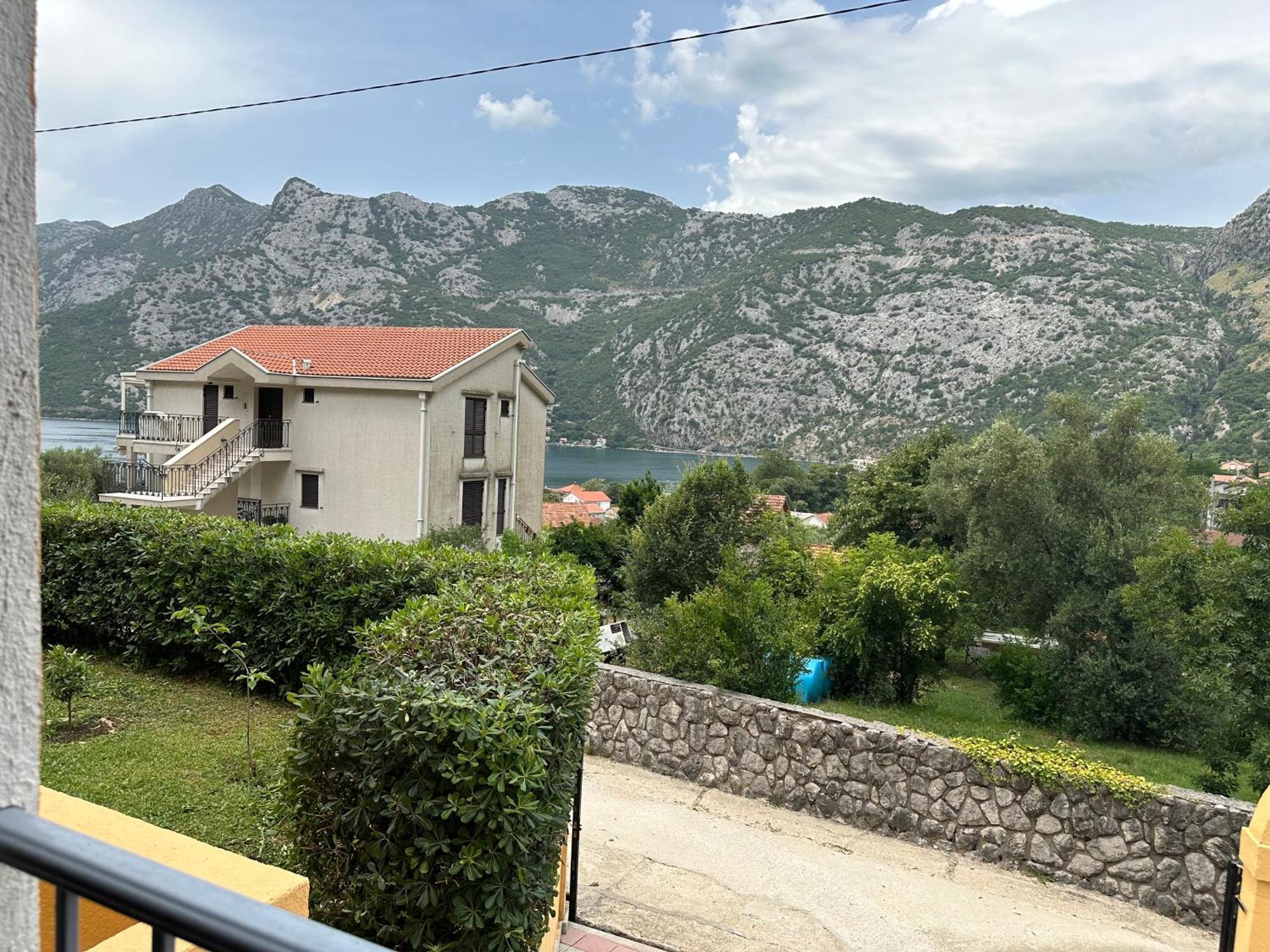 Villa Risan Apartments Εξωτερικό φωτογραφία