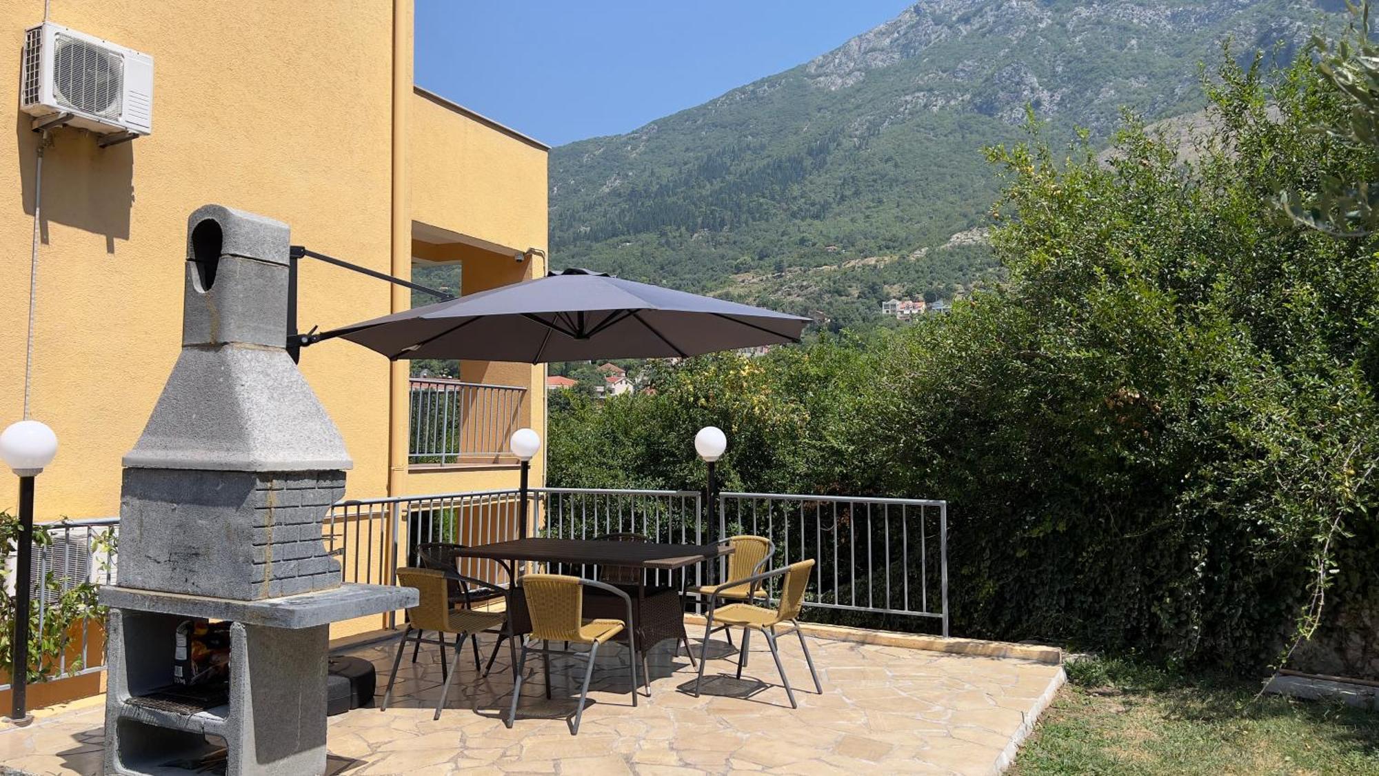 Villa Risan Apartments Εξωτερικό φωτογραφία