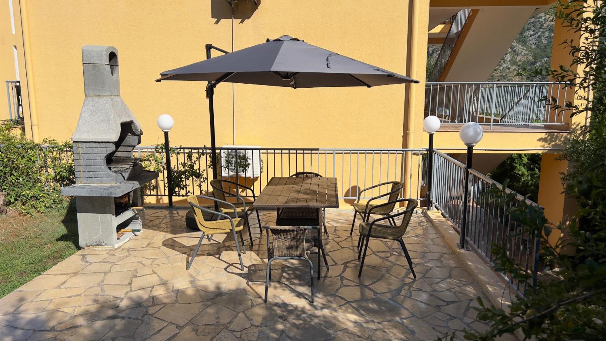 Villa Risan Apartments Εξωτερικό φωτογραφία